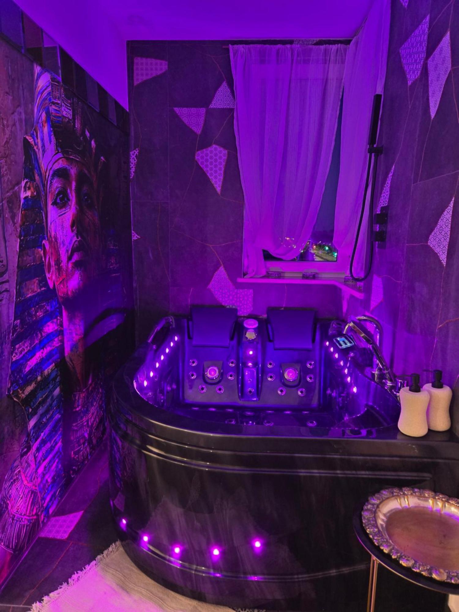 By The Sea - Prestige With A Luxurious Jacuzzi, Sauna And An Exclusive Massage Chair Available In One Of The Apartments! Apartment Gdansk
