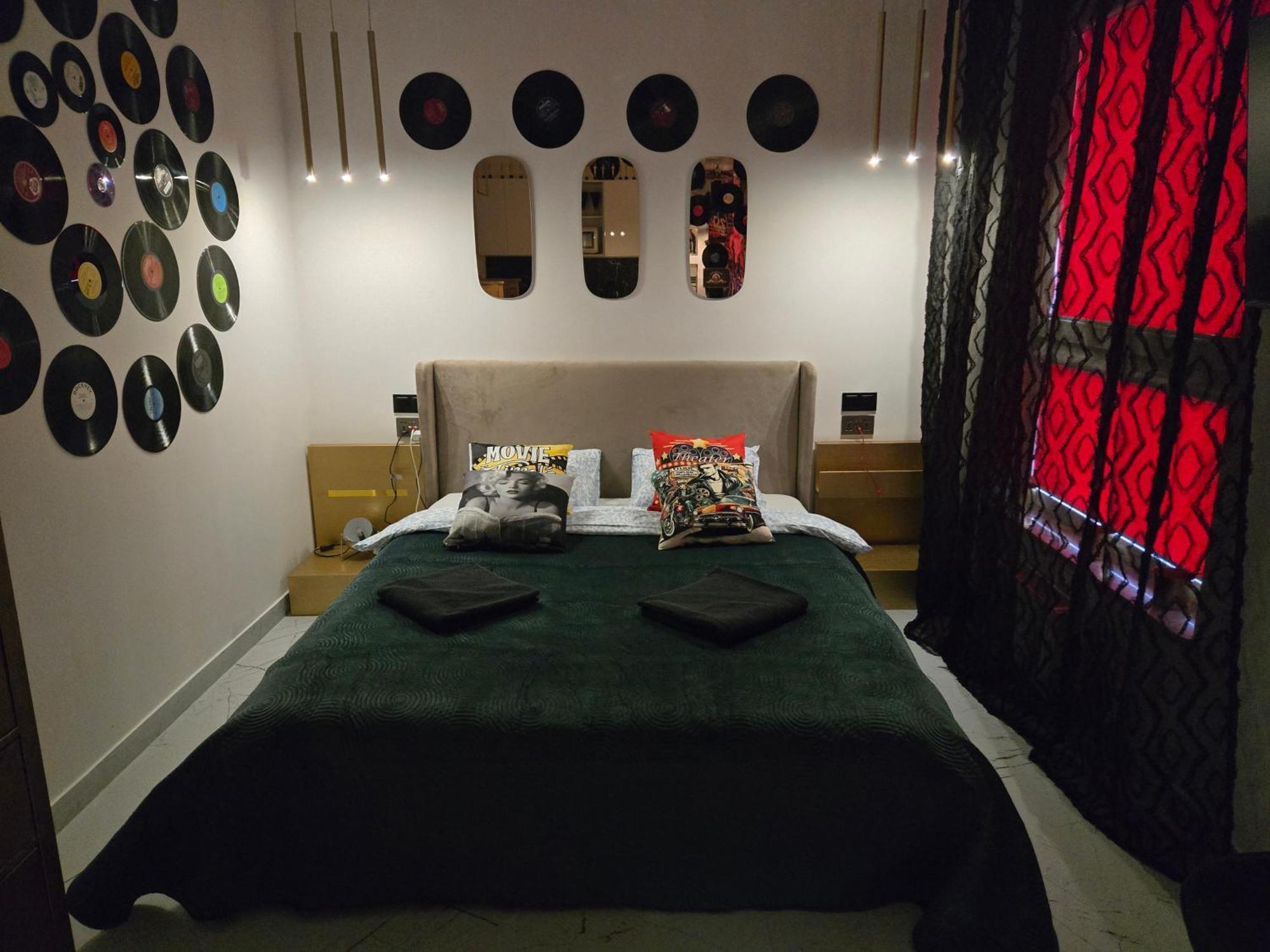 By The Sea - Prestige With A Luxurious Jacuzzi, Sauna And An Exclusive Massage Chair Available In One Of The Apartments! Apartment