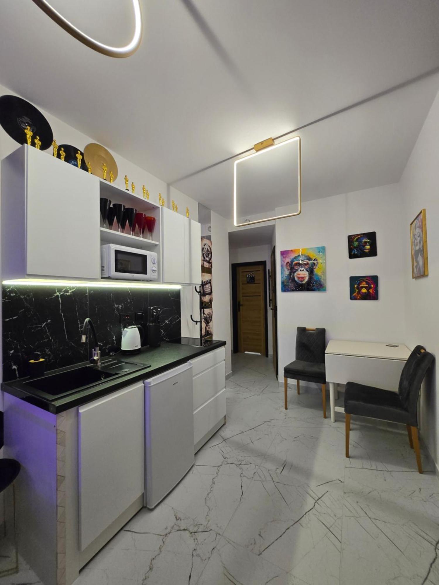 By The Sea - Prestige With A Luxurious Jacuzzi, Sauna And An Exclusive Massage Chair Available In One Of The Apartments! * Gdańsk