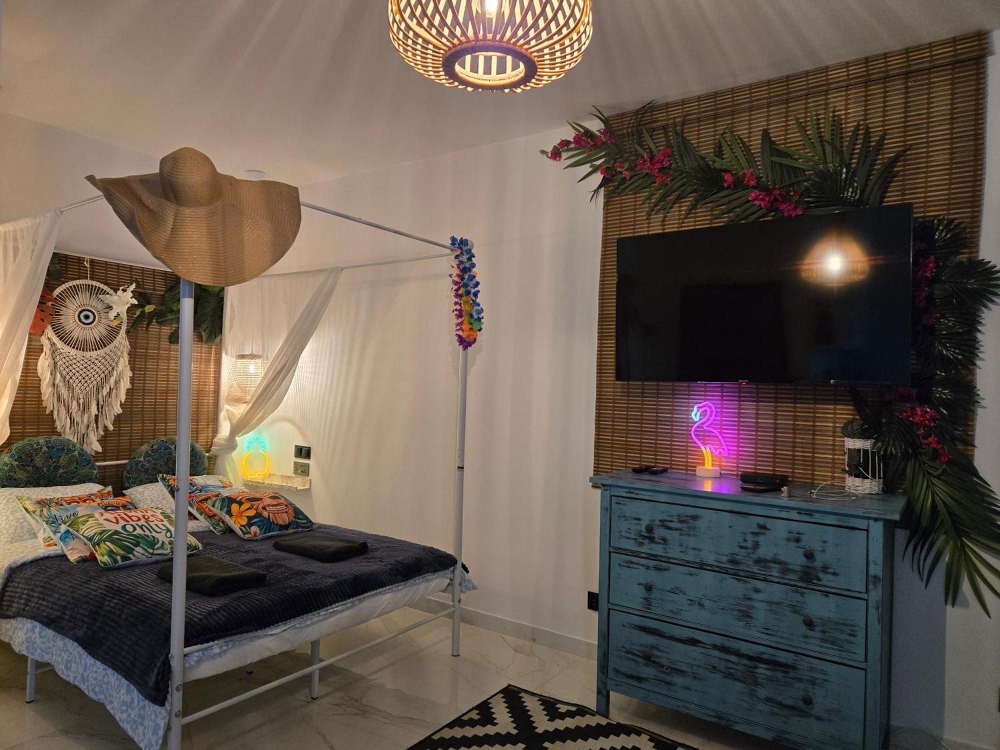 By The Sea - Prestige With A Luxurious Jacuzzi, Sauna And An Exclusive Massage Chair Available In One Of The Apartments! Apartment